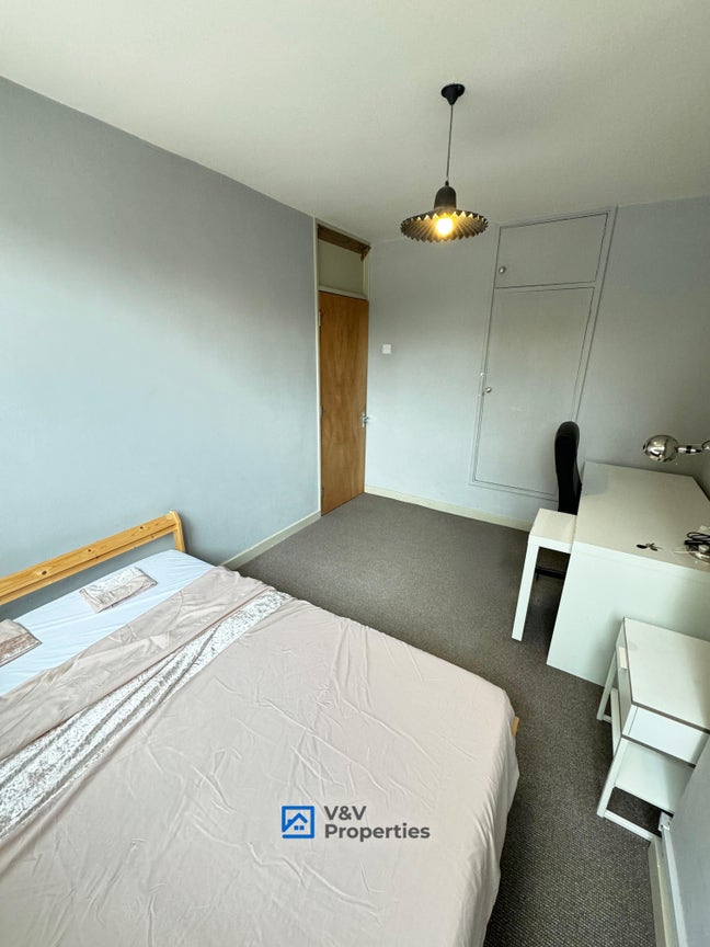 Get Ready🎄 Room Available in January Main Photo