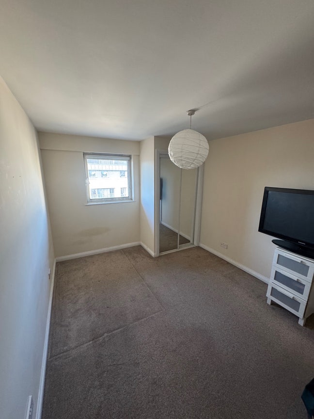 Ensuite Room available for rent Main Photo