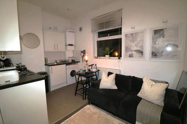 One Bedroom Flat in Brixton (EXCL Bills) Main Photo
