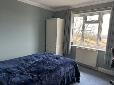 Quiet, lovely room part time 3-5 nights per week Main Photo