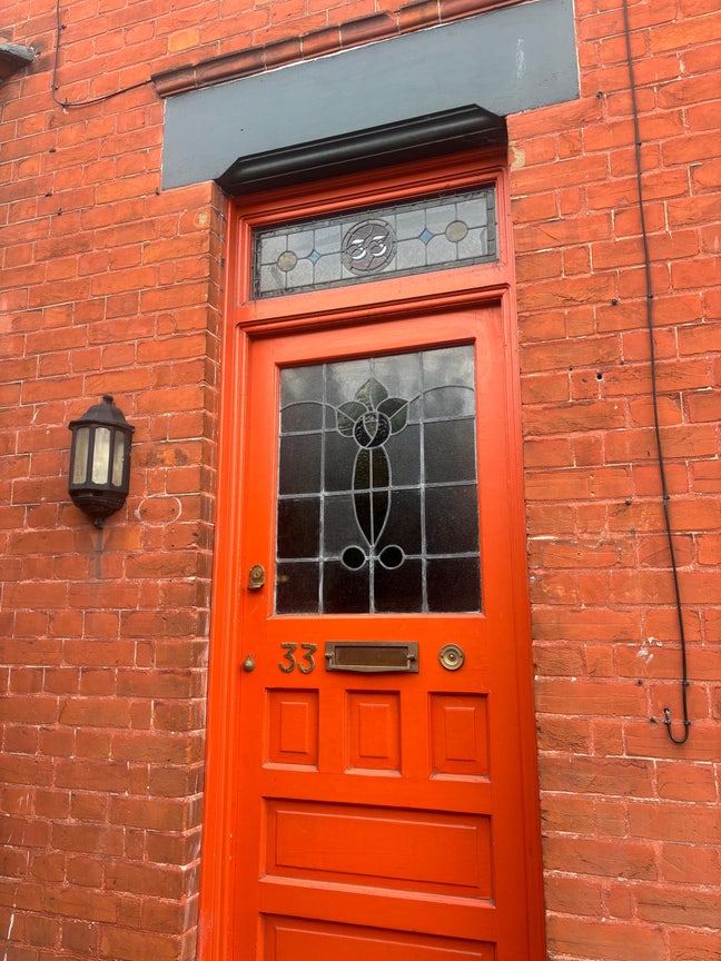 1x Double Bedroom available in 3 Bed Home Main Photo