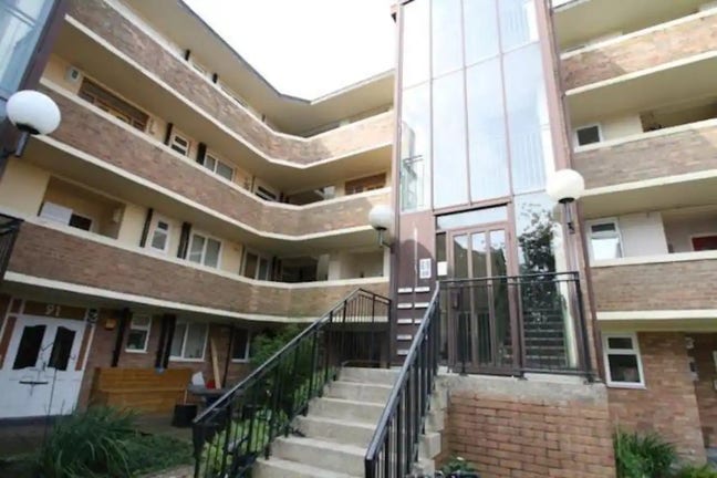 Comfy 2 Bed Flat, Fast Wifi!  University Hospital Main Photo