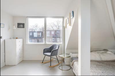 Big en suite  room in large modern Clapton house  Main Photo