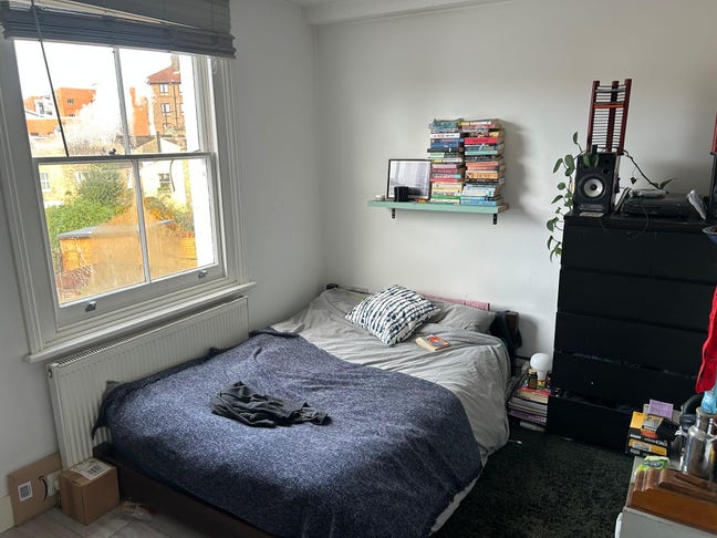 Room in Clapton in lovely 3 bed flat Main Photo