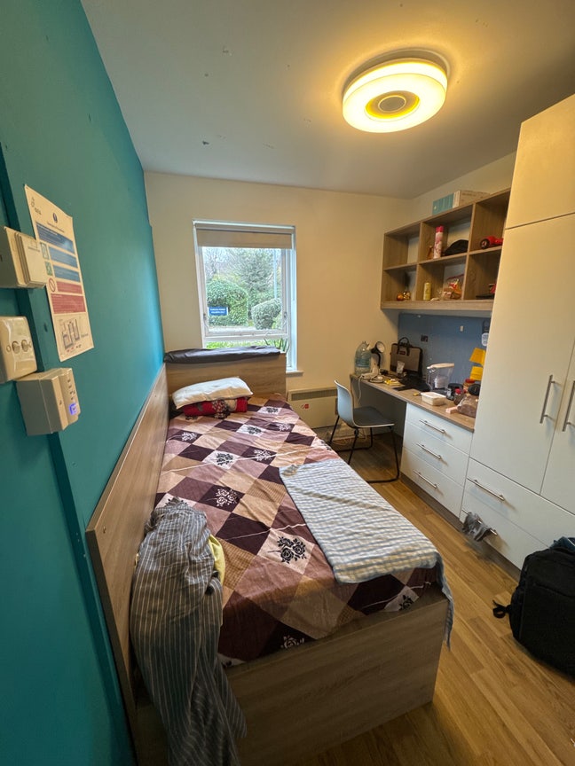 Looking to take over my lease  Main Photo