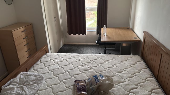 2 Single Room  Main Photo