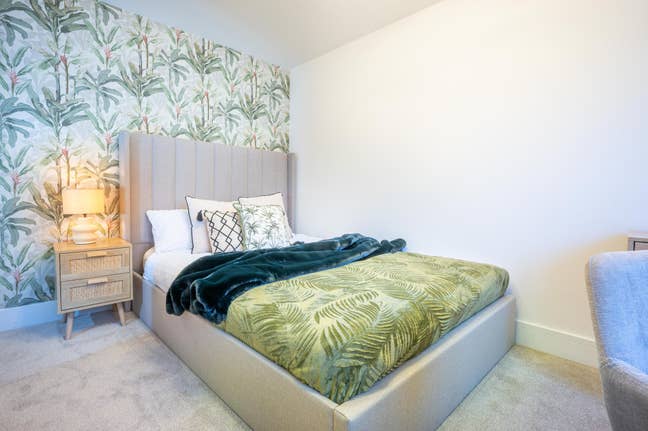 Stunning 1 Bedroom Fully Furnished House Main Photo