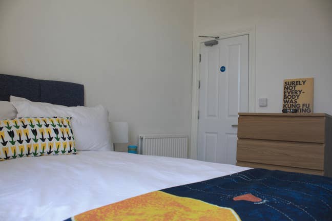 HMO Perfect for commuting to Weston Hospital! Main Photo