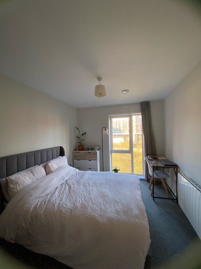 Double room with private bathroom available  Main Photo
