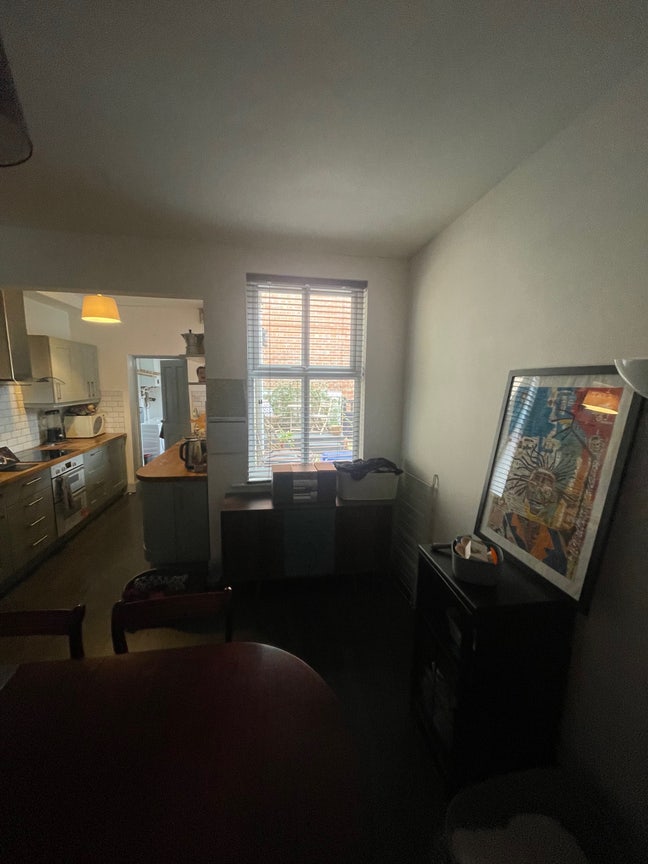 Room available in lovely 3 bed house in S6 Main Photo