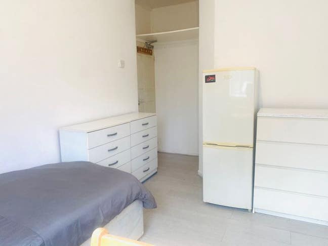 Twin Room Available in NW6 5NU | £1,084 PCM Main Photo