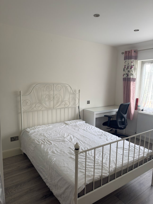 Double Room to Rent – Kenton, HA3  Main Photo