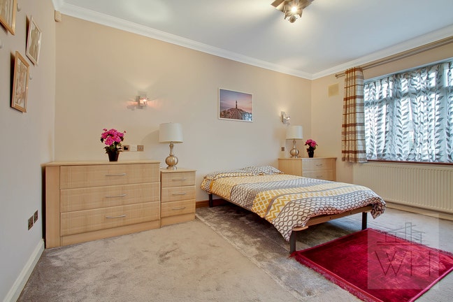 Beautiful single room in Willesden  Main Photo