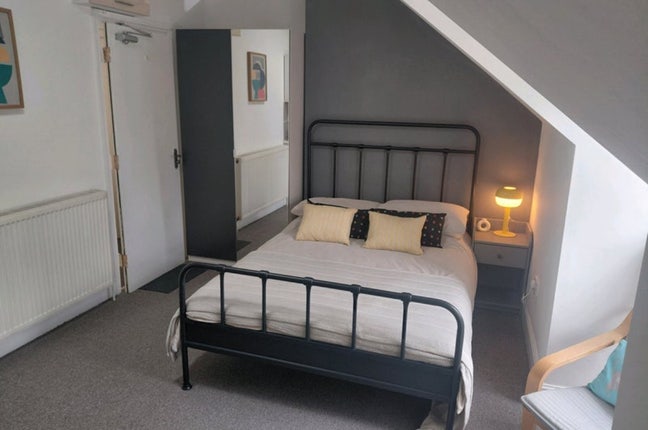 Double Room - Manchester Main Photo