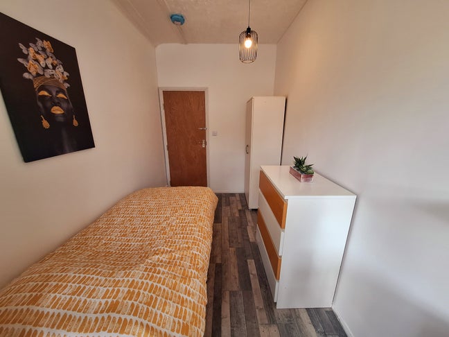 Cute single room in Willesden Main Photo