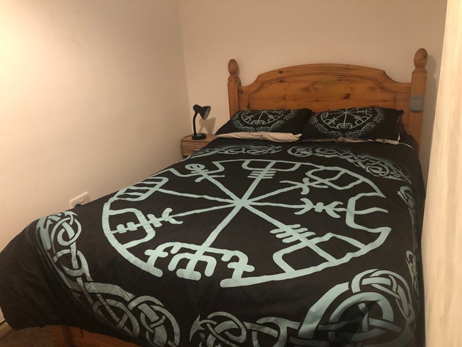 Amazing, large double room in the village centre! Main Photo