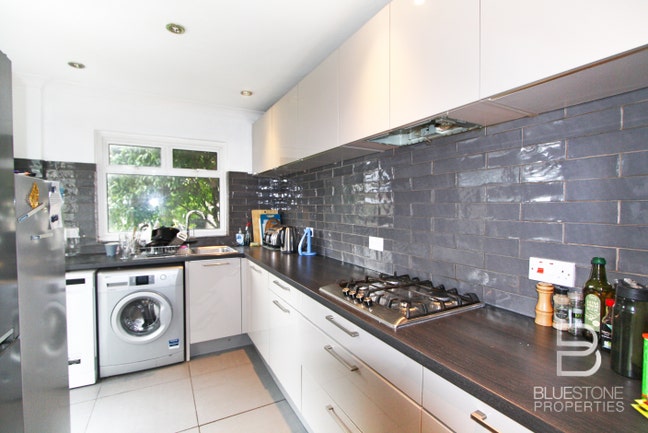 Gatton Rd  - SW17- 4 Bed- Garden-Close to Tube Main Photo