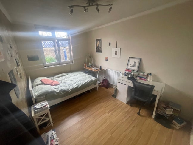 Spacious room in Hackney Wick!  Main Photo