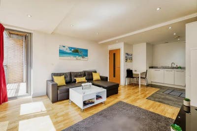 Amazing one bedroom flat available Main Photo