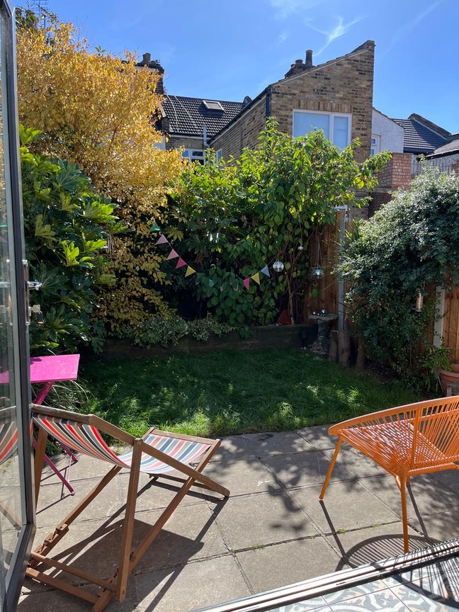 Small Bedroom in a Lovely Maryland Home  Main Photo