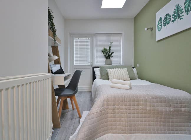 Modern, cosy Double room near White City Main Photo