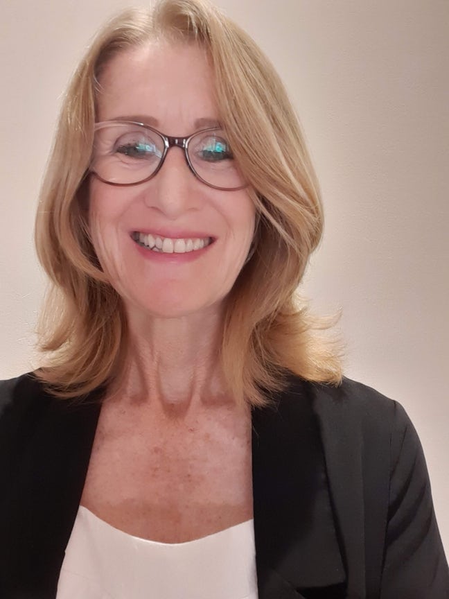 62 year old lady, friendly, quiet seeks accommodat Main Photo