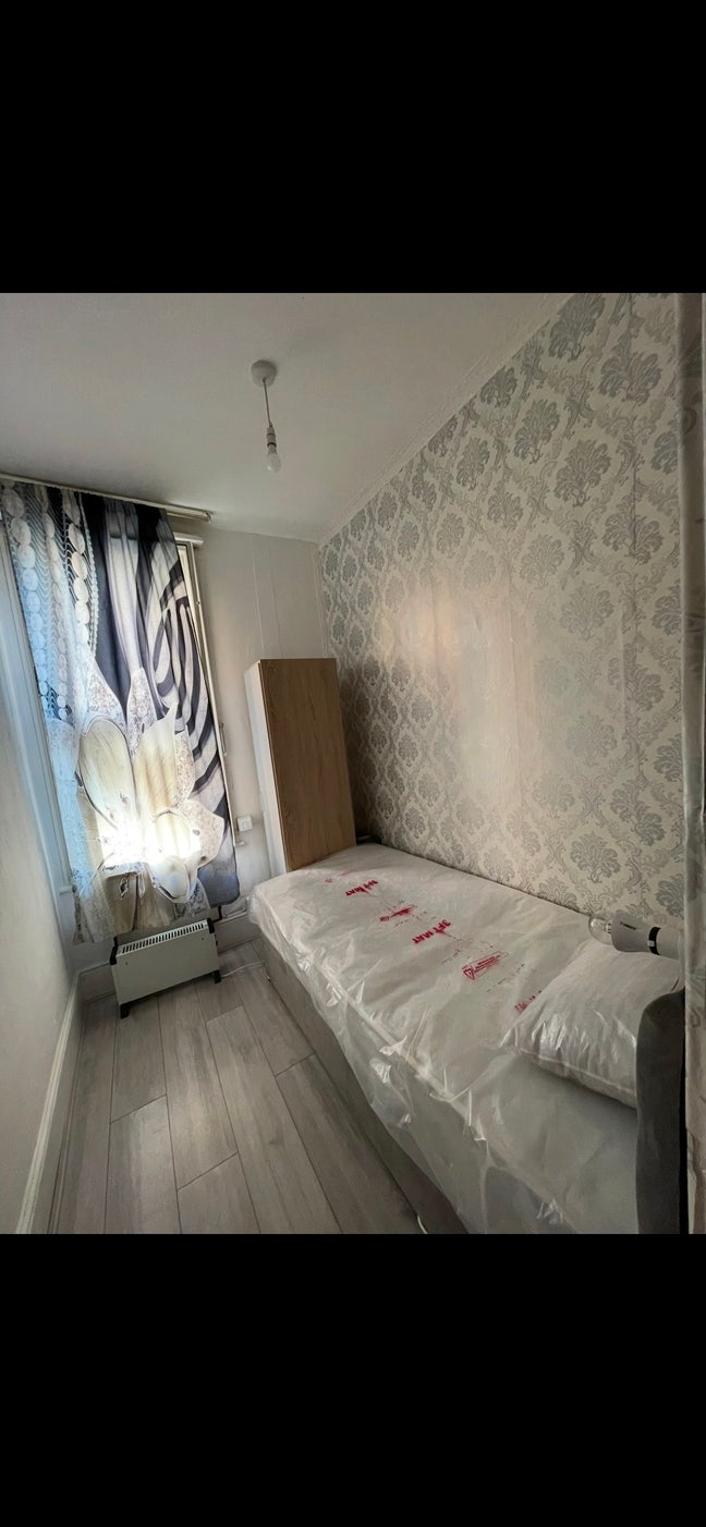 Single and double room available  Main Photo