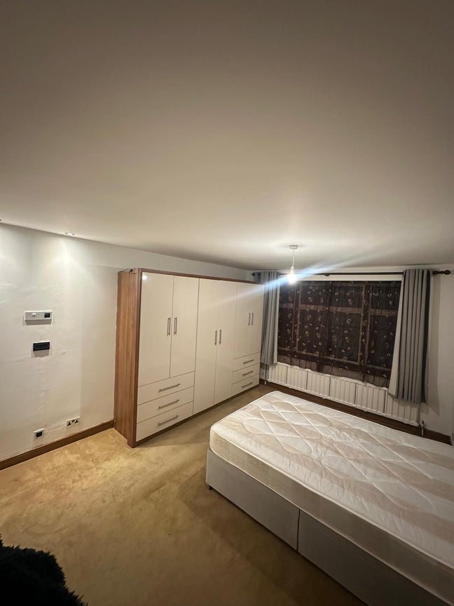 King Size Room Main Photo