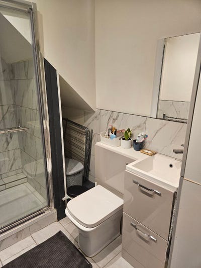 Studio available for Short Sublet Main Photo