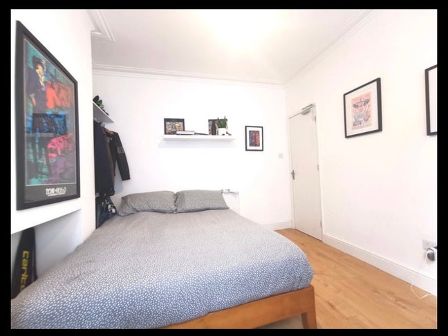 Ground Floor Double Room in House Share Main Photo