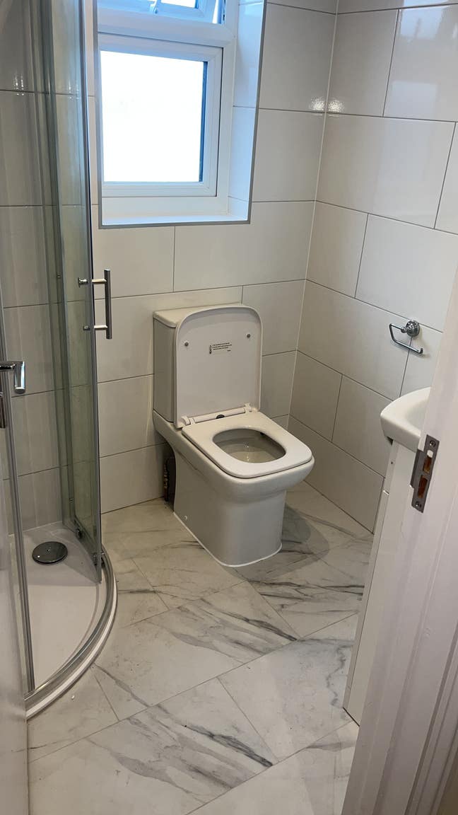 Big one double bedroom flat available  Main Photo