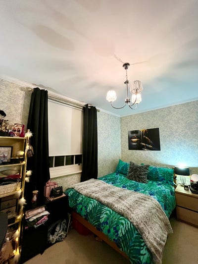 Bright Double Room in Friendly House Share – Woolw Main Photo