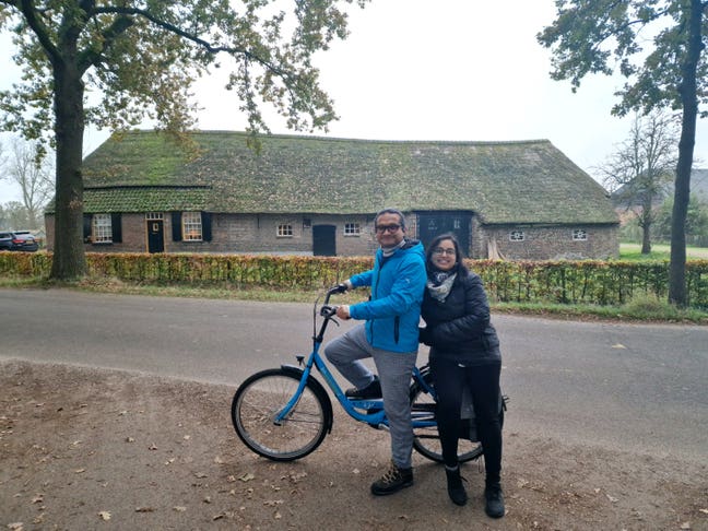 Looking for a room or house share Main Photo