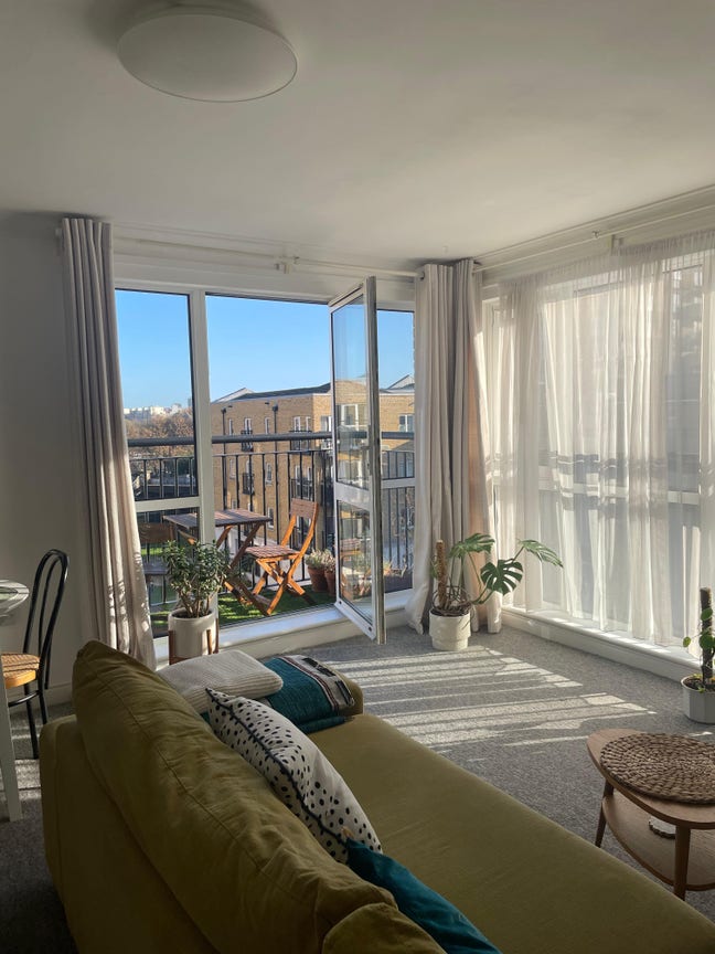 Spacious 2 Bedroom Flat in Stepney / Mile End Main Photo