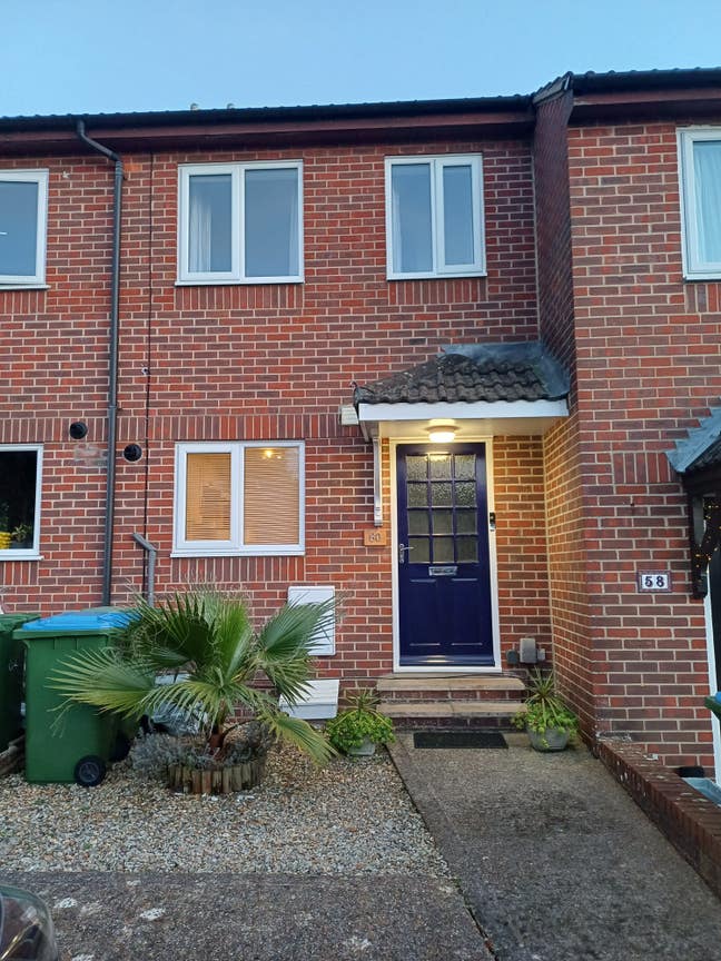 Large double room  £850 in SO19 8JZ  Main Photo