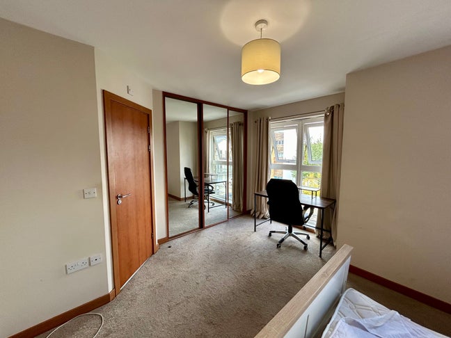 Superb Room in Modern Property - Maidstone Main Photo