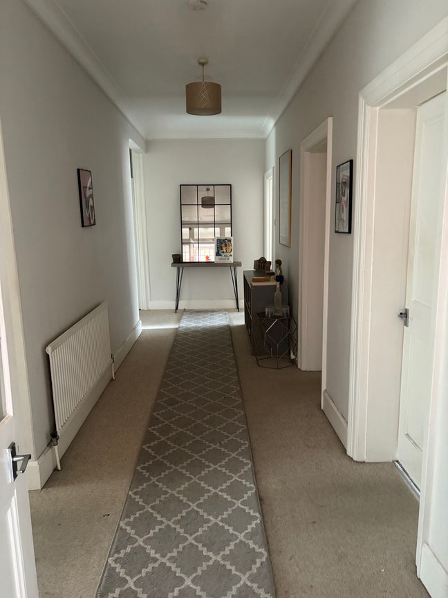 Room for rent Main Photo