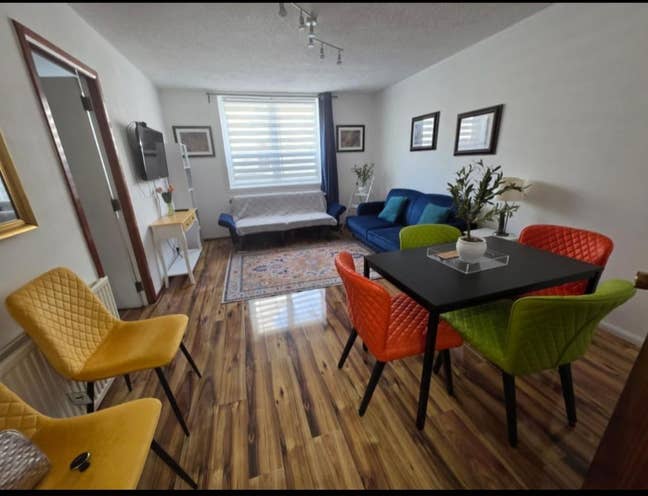 Aberdeen Rosemount Area  well kept Airbnb  Main Photo