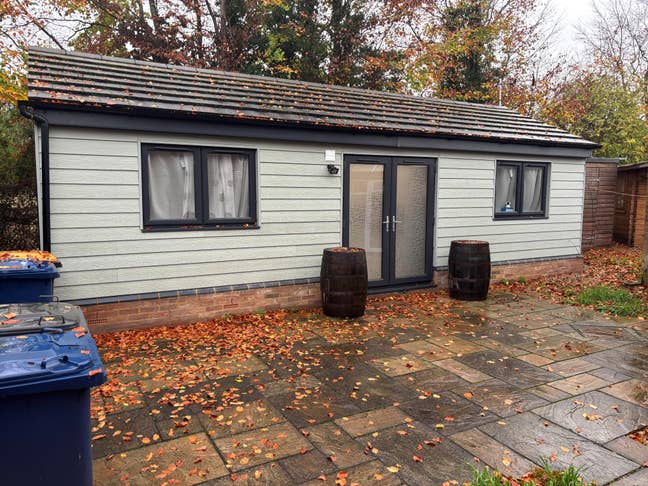 Self-Contained Annexe Available Main Photo
