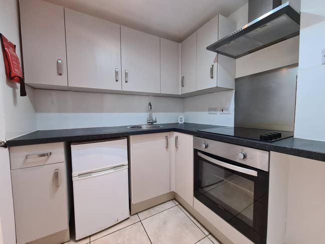 Flat 1, 26 Newmarket Road, Cambridge Main Photo