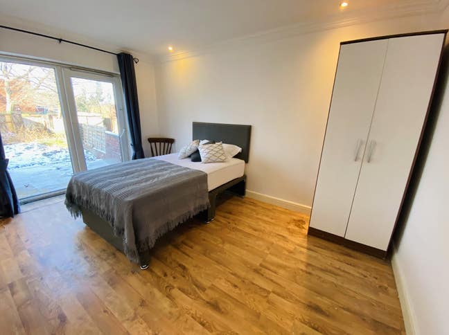 Double Room Available to Rent, Balby Rd, DN4 Main Photo