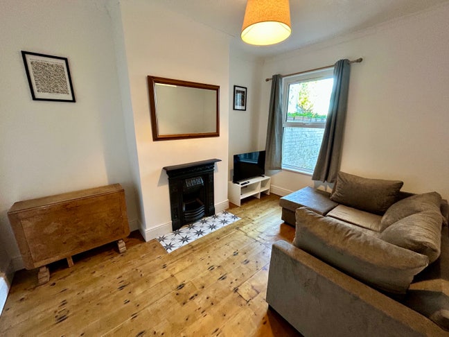 Newly renovated house in Redfield Main Photo