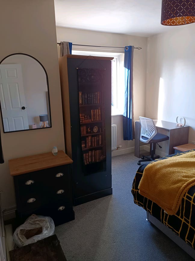 Zero deposit Dble rm 4k TV plus £50 off students*  Main Photo