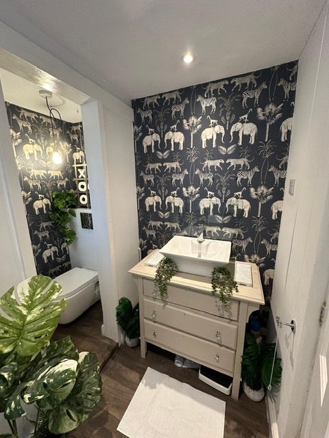 Huge room, own lounge and own en suite  Main Photo