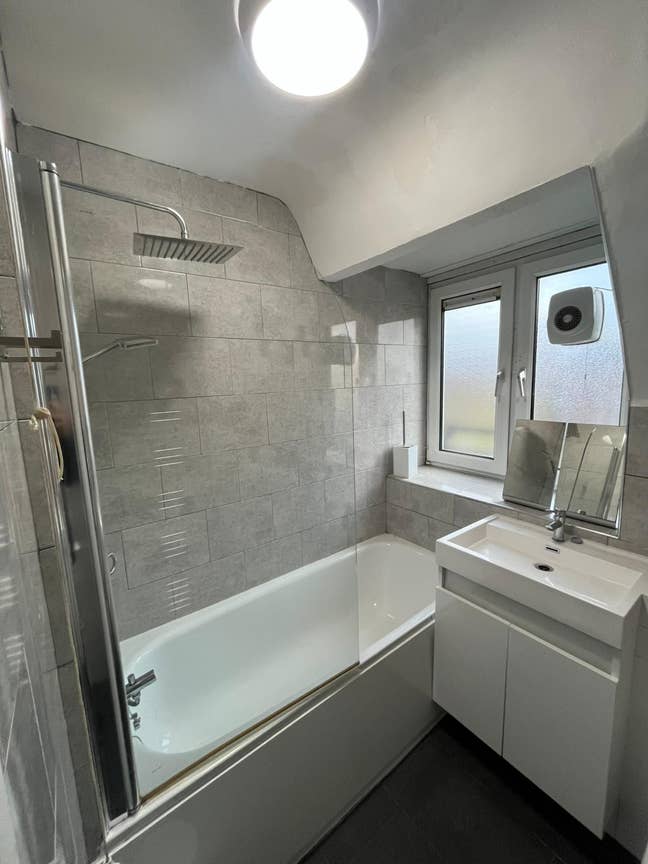 Modern 3-Bed Flat in E3 – Available Now 🔑🏠 Main Photo