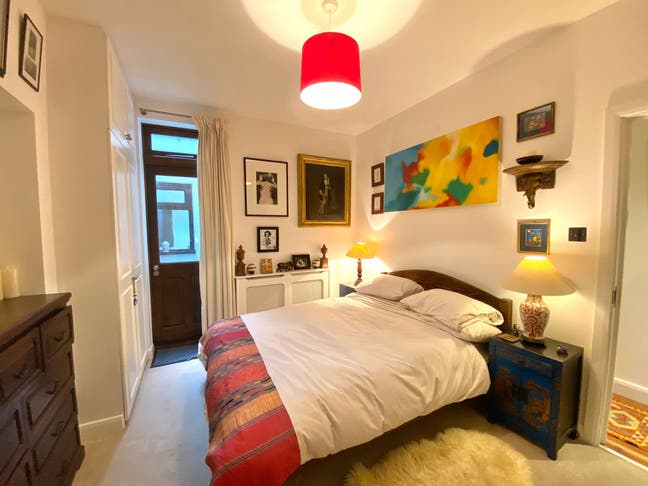 Beautiful furnished room in NW10 Main Photo