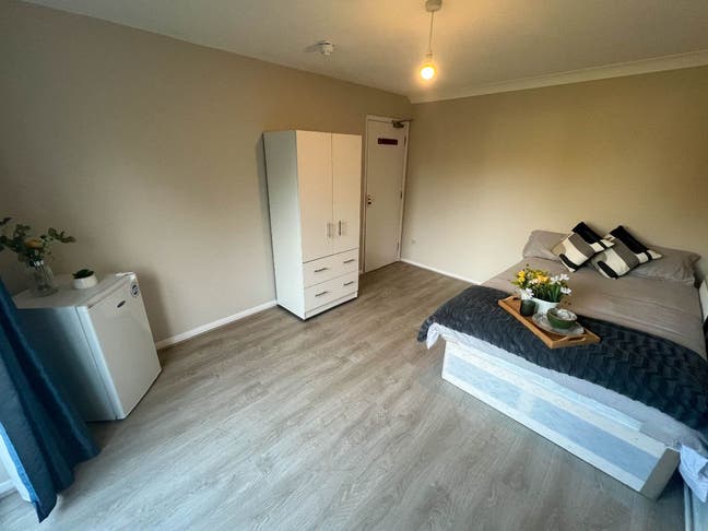 Double Room – St Mary’s Square, Newmarket (CB8) Main Photo