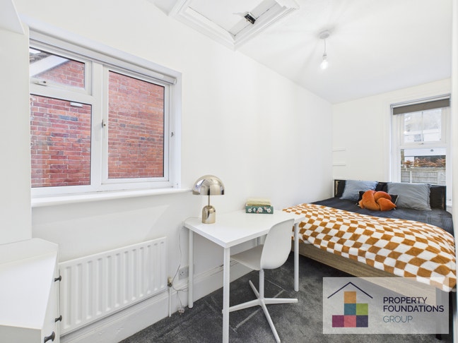 50% off First Months Rent - Large Character House Main Photo