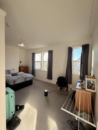 En-suite in Cowley for Short Lease Main Photo