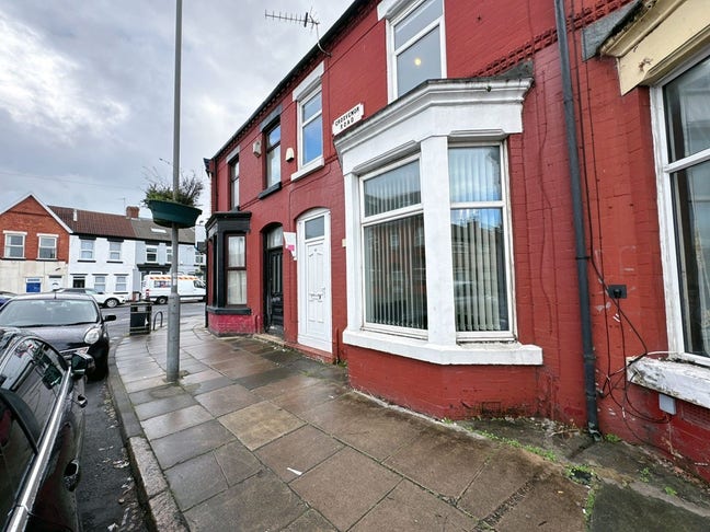 Four Bedrooms | Grosvenor Road Main Photo